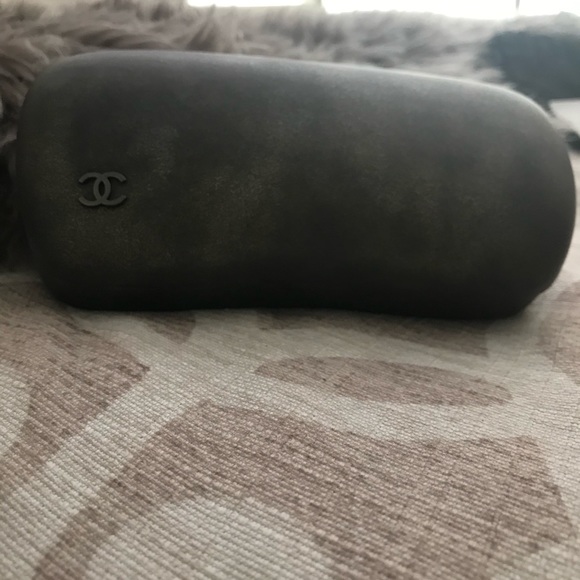 Chanel sunglasses - Picture 3 of 3